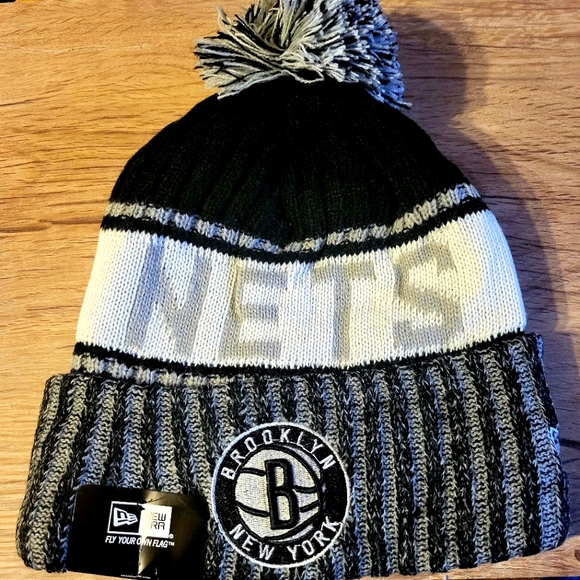 Brooklyn Nets Winter Pom Knit Beanie - Picture 1 of 2
